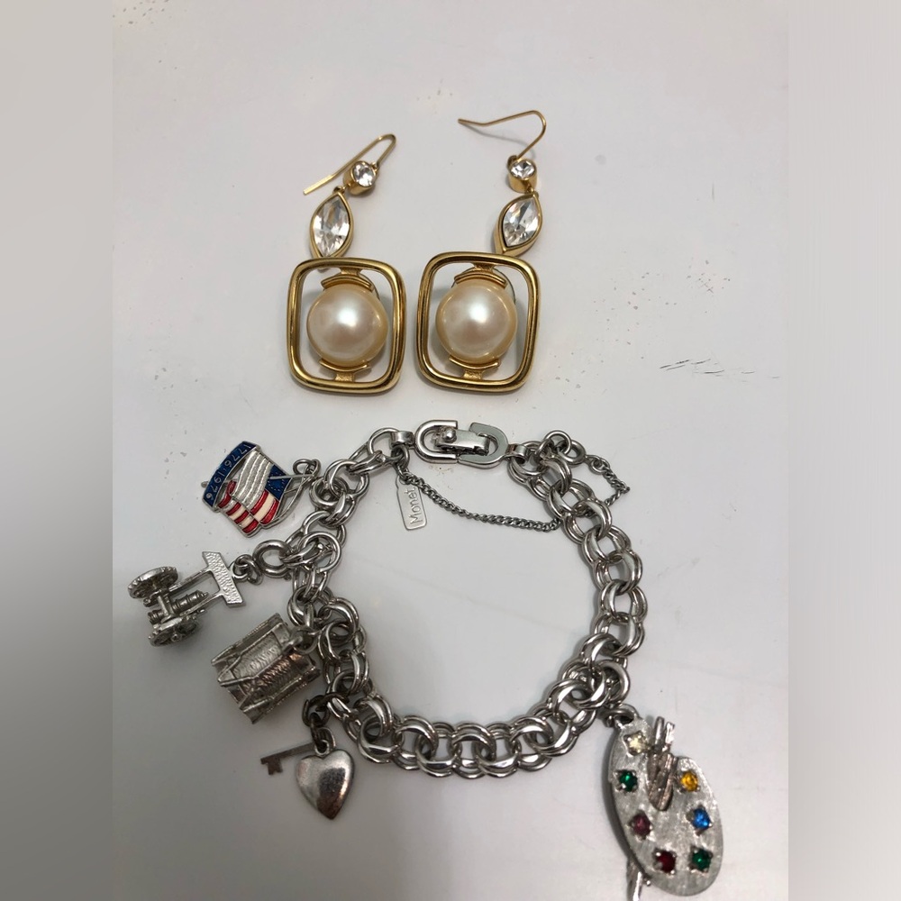 vintage jewelry lot signed monet Bracelet Sz7